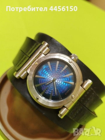 Часовник GUESS