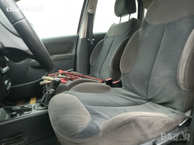 Продавам ситроен ц3 1.4 бензин на части , снимка 2 - Автомобили и джипове - 53511882