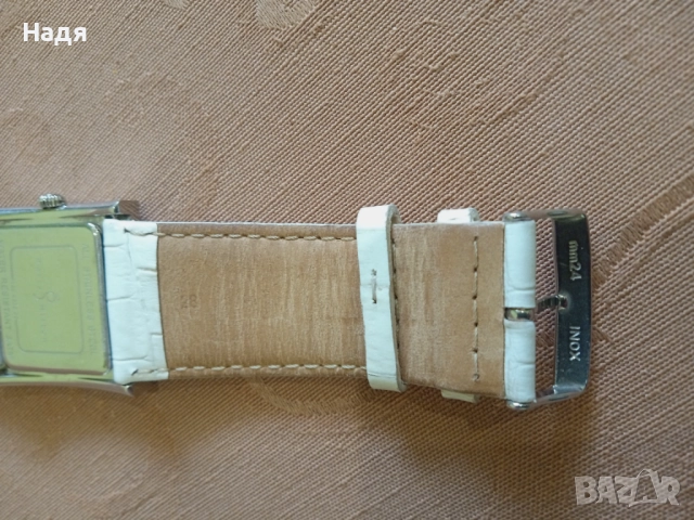 Часовник Paris Hilton, снимка 13 - Дамски - 52315612