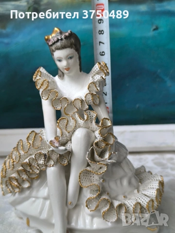 Фигурка на дама с разкошна рокля , снимка 8 - Колекции - 53669575
