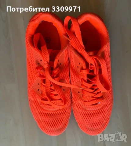 Кецове в в разцветка „Total Crimson“