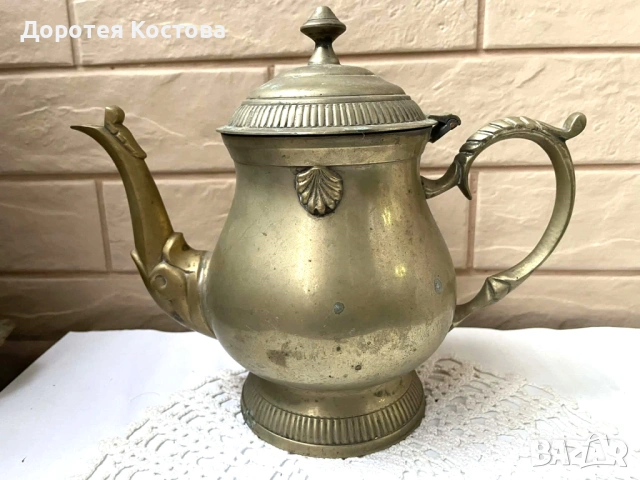 Красив месингов чайник от Англия