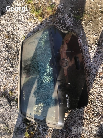 Заден капак за Голф 4 със стъкло 