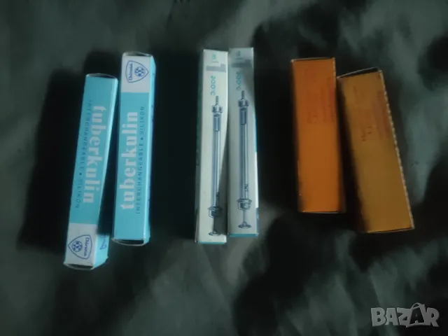 Продавам винтидж стъклени спринцовки , снимка 2 - Антикварни и старинни предмети - 49144201