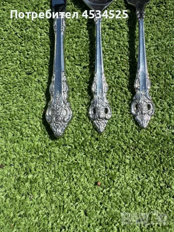 Oneida Community Stainless Steel – орнаментиран сервиз, 44 части с дървена кутия, снимка 4 - Прибори за хранене, готвене и сервиране - 56129401