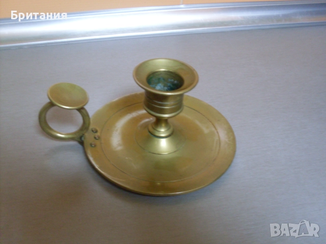 Бронзов свещник., снимка 3 - Антикварни и старинни предмети - 52921547