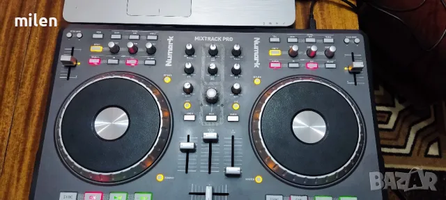 DJ контролер NUMARK mixtrak pro, снимка 2 - Друга електроника - 49415184