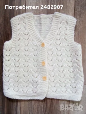 Детско елече - плетиво, снимка 2 - Детски якета и елеци - 49098537