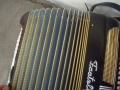 Стар акордеон 120 баса., снимка 7