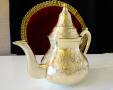 Антикварен бронзов чайник,релеф,орнаменти, снимка 4