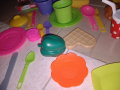 Приспособления за детска кухня,чаши,чинии,прибори,храни.:6лв за всички, снимка 10