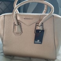 Дамска чанта Givenchy 