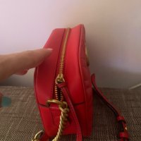 Дамска чанта Gucci (Marmont MATELASSÉ small Shoulder bag, снимка 10 - Чанти - 41450363
