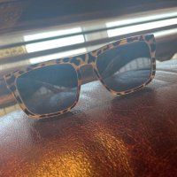 Оргинални слънчеви очила, снимка 1 - Слънчеви и диоптрични очила - 41759169