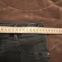 Страхотни дънкови панталонки , снимка 4 - Детски къси панталони - 41536375