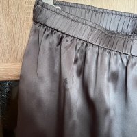 Нови копринени къси панталонки, снимка 4 - Къси панталони и бермуди - 41124694