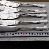 Комплект луксозни маркови посребрени ножове Guy Degrenne, снимка 4 - Антикварни и старинни предмети - 36218370