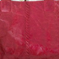 Червена чанта от естествена кожа , снимка 2 - Чанти - 41726843