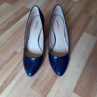 Тъмносини лачени обувки номер 39, снимка 2 - Дамски елегантни обувки - 42162926