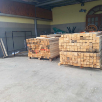 Дървен материял на изгодна цена област велико търново може и доставка най ниски цени  8х8/3м 12лв 8х, снимка 1 - Строителни материали - 44817405