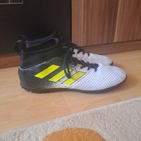 Мъжки футболни обувки adidas ace 17.3 номер 44, снимка 2 - Футбол - 44238557
