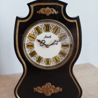 Седмичен настолен СССР часовник Агат, снимка 5 - Антикварни и старинни предмети - 41066698