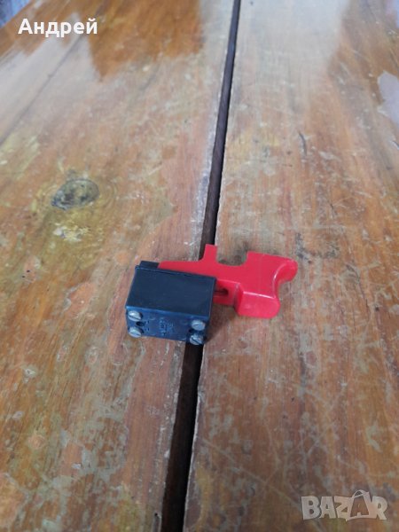 Стар ключ за бормашина, снимка 1