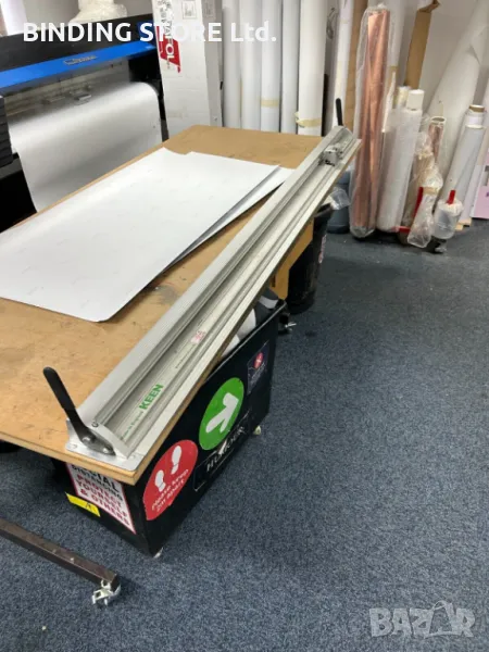 Keencut Javelin Integra 210 см - висококачествен ръчен нож,точно рязане,широкоформатни материали, снимка 1