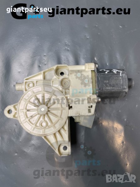 Мотор за стъклоповдигач Мерцедес Mercedes W204 , A2048200642, снимка 1