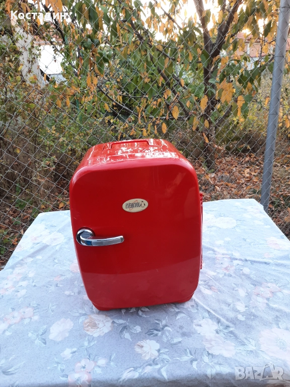 Мини хладилник EVERCOOL 12V и 220-240V , снимка 1