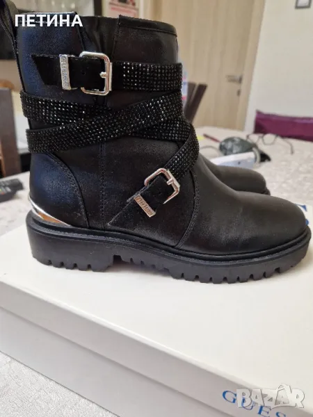 Guess , снимка 1