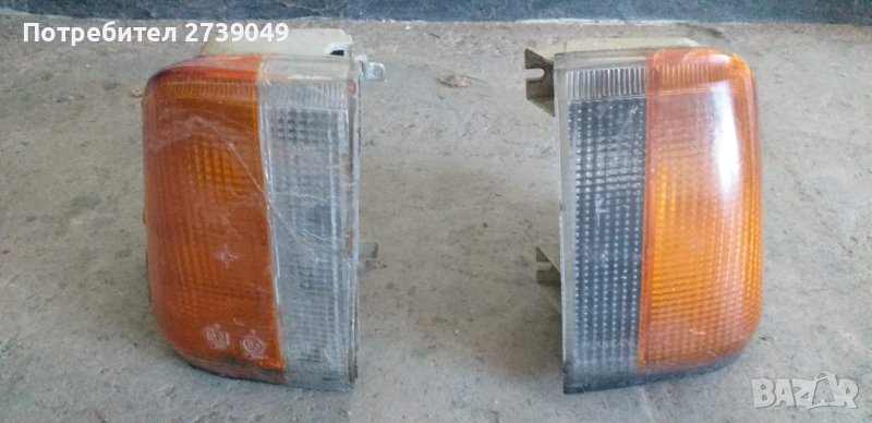 Предни мигачи за Пежо 305, снимка 1