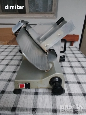 Професионална слайс машина - 250 мм, снимка 3 - Кухненски роботи - 52814092