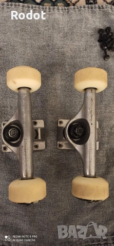 Скейтборд машинки/колесари Grizzly с колела,лагери и болтове.