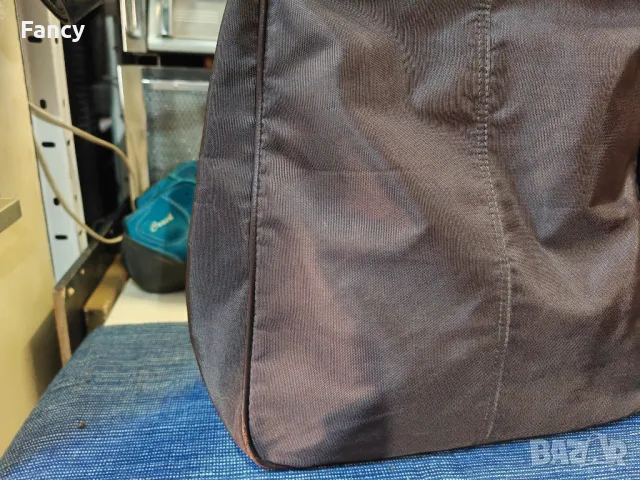 Оригинална дамска чанта Tommy Hilfiger , снимка 7 - Чанти - 49262020