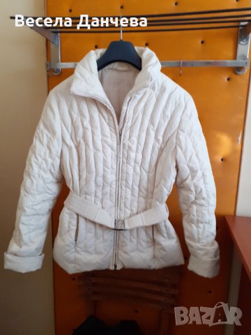 Дамско яке, размер М , подарък блузка 