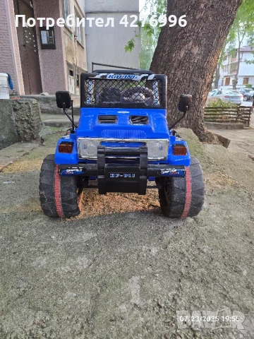 Продавам двуместен акумулаторен джип, снимка 1