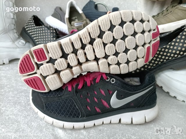 дамски маратонки Nike Flex 2013 Rn Gs Running Shoe, 37-38, снимка 15 - Маратонки - 44150805