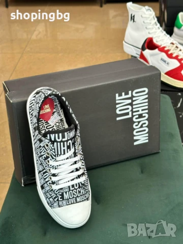 Дамски сникърси Love Moschino 36  189 лв., снимка 3 - Кецове - 51060827