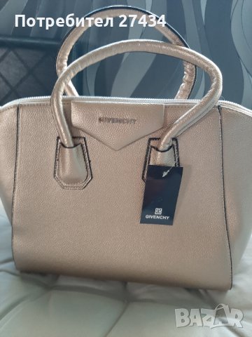 Дамска чанта Givenchy , снимка 1