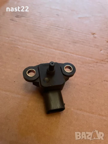 MAP сензор Mercedes-Benz C-CLASS 203 , ОЕМ A0041533128, снимка 2 - Части - 50476620