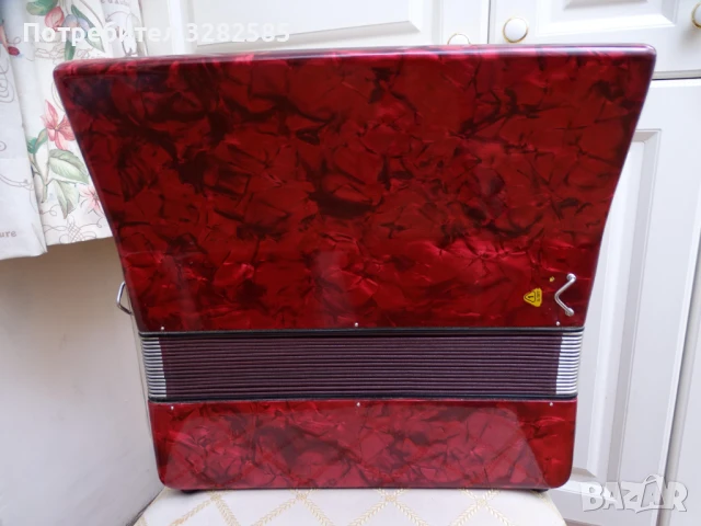 Акордеон Велтмайстер Стела 80 баса, снимка 9 - Акордеони - 50877202