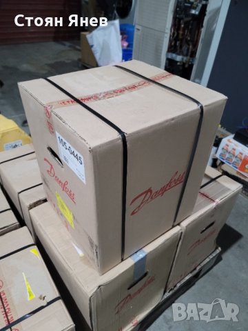 Хладилен компресор Danfoss Maneurop MTZ80-4VI, снимка 3 - Други машини и части - 34661481