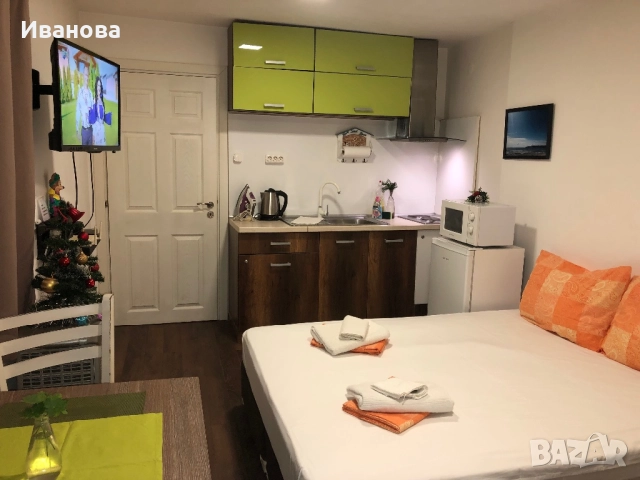 Варна  -  Студио Орхидея до Морската градина ИУ