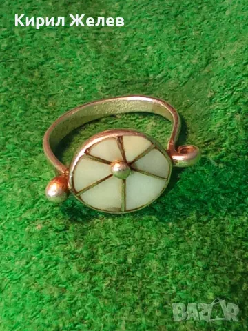 СТАР РЕТРО АРТ СЕДЕФЕН СРЕБЪРЕН ПРЪСТЕН СРЕБРО ВИСОКА ПРОБА с РЪЧНО ИНКРУСТИРАН СЕДЕФ 47160, снимка 13 - Антикварни и старинни предмети - 50136456