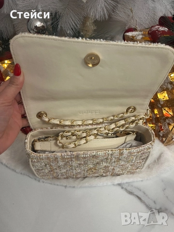 Дамски чанти от букле Guess , снимка 7 - Чанти - 52967318