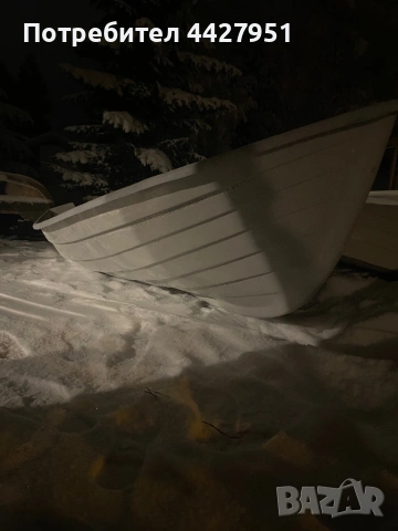 Гребна лодка silacraft, снимка 2 - Воден транспорт - 53637684