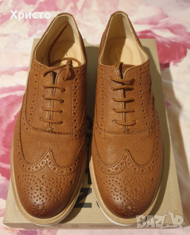 Дамски маркови обувки Clarks НОВИ, снимка 5 - Дамски ежедневни обувки - 36116689