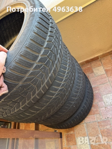 Hankook Winter evo² 235/45/19, снимка 3 - Гуми и джанти - 56348548