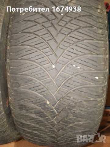 Продават се два броя зимни гуми 235 45 17, снимка 2 - Гуми и джанти - 52787150